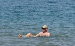 Bain dans la mer Morte