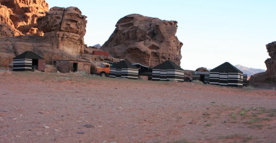 Campement dans le désert de Wadi Rum